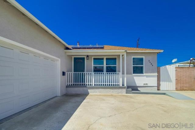 3484 Armstrong St, San Diego CA: https://media.crmls.org/mediaz/55c9a6ab-393f-4d5c-b0ec-097f6f3943c9.jpg