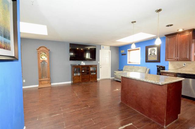 8838 Ashmore, Spring Valley CA: https://media.crmls.org/mediaz/55ca3438-ef0c-4475-ae2c-35eae491c7d1.jpg