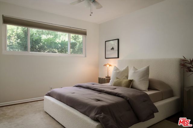 14141 Killion Street photo 20