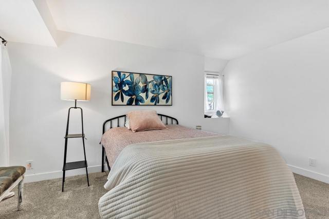 8515 Villa La Jolla Drive, La Jolla CA: https://media.crmls.org/mediaz/55cbd377-1ec9-450b-afad-36e1e157076a.jpg