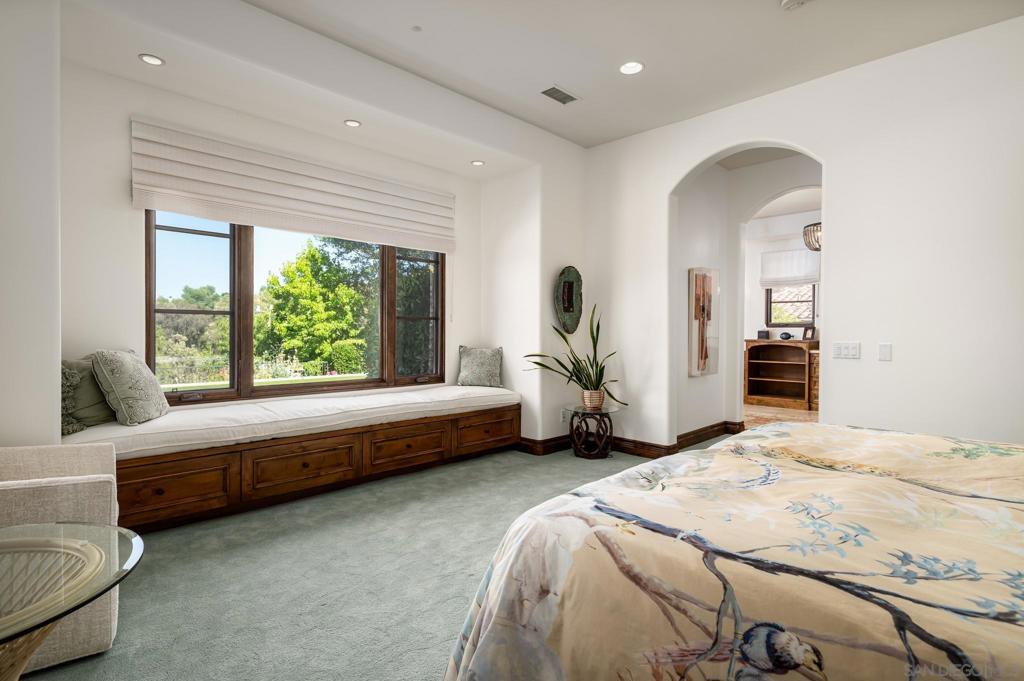 MLS #250031242SD image #25