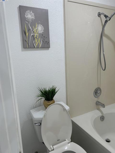 730 Morissette Way, Vacaville CA: https://media.crmls.org/mediaz/55ccb6ad-ee10-408e-b214-4051e9da07d8.jpg