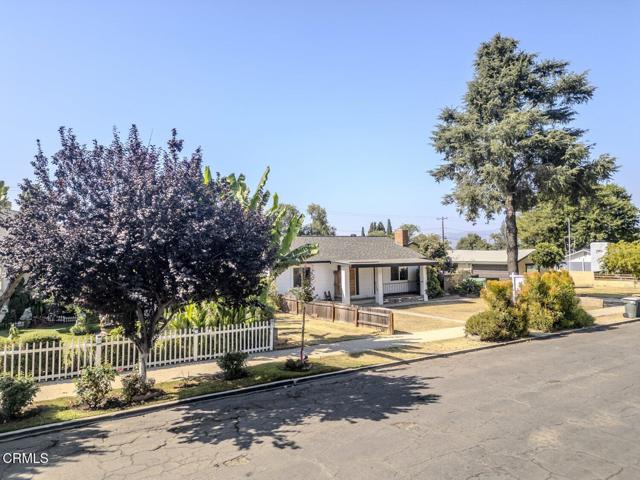 Detail Gallery Image 1 of 28 For 412 Blaine Ave, Fillmore,  CA 93015 - 2 Beds | 2 Baths
