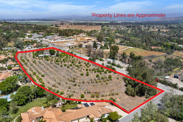 230 Crestview Avenue, Camarillo CA: https://media.crmls.org/mediaz/55ccfc42-b484-49fe-88ec-bc5ea3d2600f.jpg