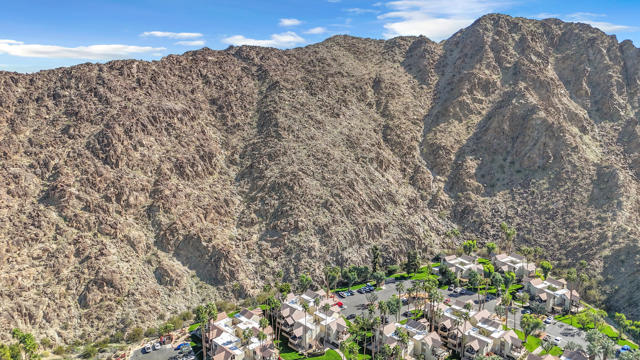 Image 13 of 50 For 78250 Cortez Lane 129