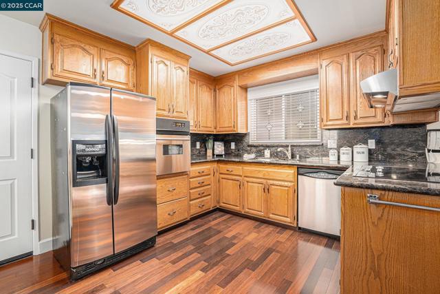 1543 Heartwood Dr, Concord CA: https://media.crmls.org/mediaz/55cdcde9-fde1-4a9b-bf81-2ce10e2d18ae.jpg