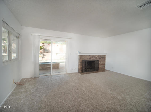 Detail Gallery Image 14 of 47 For 4381 Milpas St, Camarillo,  CA 93012 - 4 Beds | 2 Baths