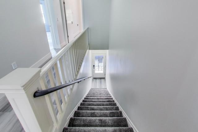 811 Oak Street, San Francisco CA: https://media.crmls.org/mediaz/55cf4eec-23a6-477c-9734-ea7529221eb3.jpg