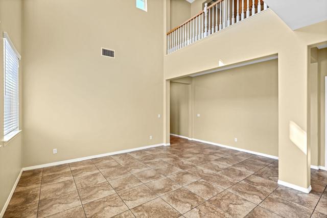 32066 Red Mountain Way, Temecula CA: https://media.crmls.org/mediaz/55cf991d-5ad3-40fb-b842-ec7876aaccef.jpg
