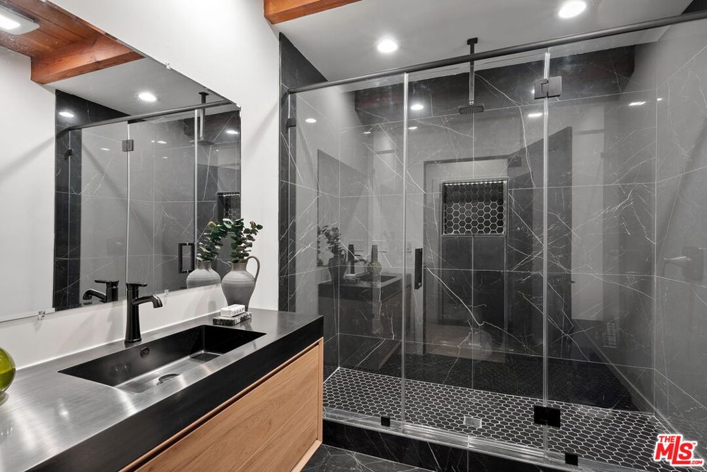 MLS #25620455 image #18