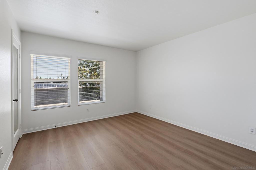 3538 Shoreline Bluff Lane - photo 13