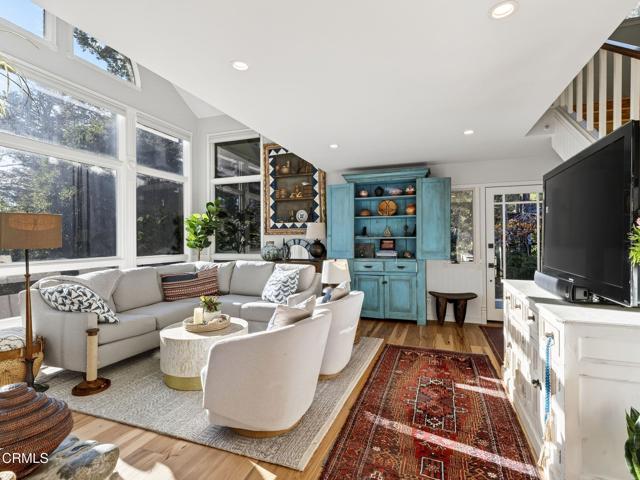 Detail Gallery Image 9 of 53 For 44751 Crestwood Dr, Mendocino,  CA 95460 - 2 Beds | 2 Baths