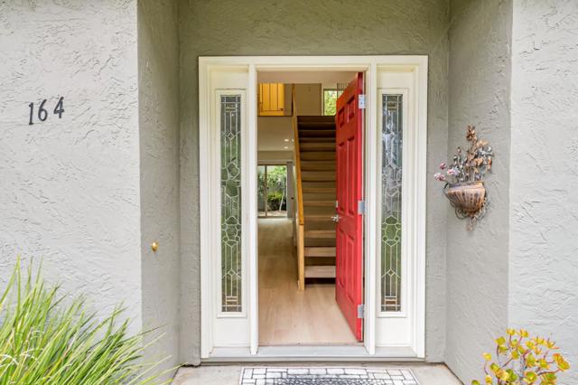 164 Milmar Way, Los Gatos CA: https://media.crmls.org/mediaz/55d2c7e2-c7fe-4bac-b063-835c20334c48.jpg