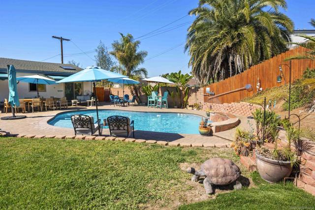 5081 Ovid Pl, San Diego, California 92117, 5 Bedrooms Bedrooms, ,3 BathroomsBathrooms,Single Family Residence,For Sale,Ovid Pl,250019980SD