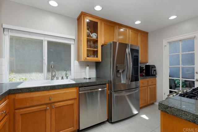 Detail Gallery Image 18 of 40 For 839 Skysail Ave, Carlsbad,  CA 92011 - 3 Beds | 2 Baths