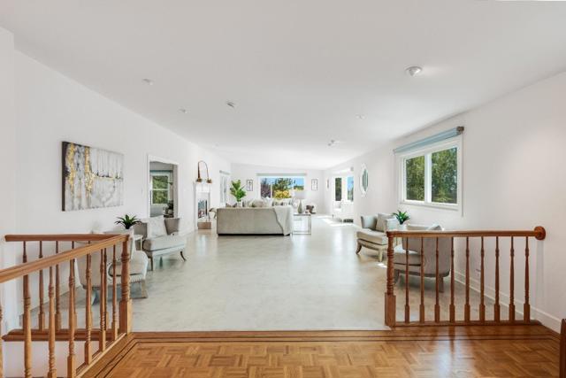 3920 Lakemead Way, Redwood City CA: https://media.crmls.org/mediaz/55d4452c-e973-4b63-9687-06d5dab9d410.jpg