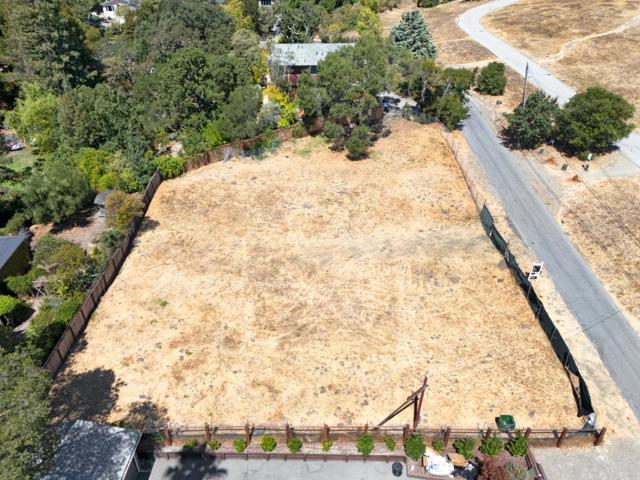152 Alta Mesa Road, Woodside CA: https://media.crmls.org/mediaz/55d521f5-6955-4577-bad2-e50075c02f21.jpg