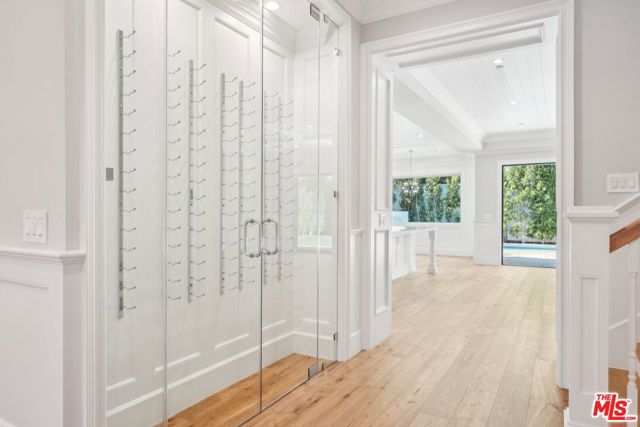 813 N Spaulding Avenue, Los Angeles CA: https://media.crmls.org/mediaz/55d5a9bf-7abc-43e2-bc8a-48721c473978.jpg