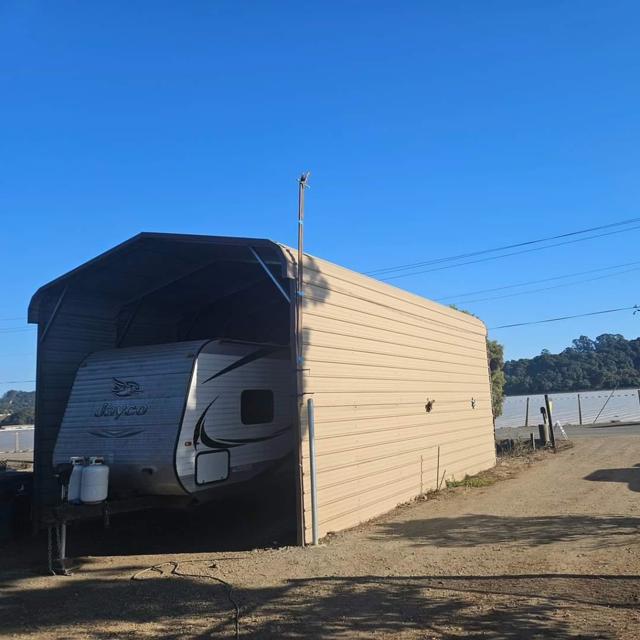 120 Trafton Road, Royal Oaks CA: https://media.crmls.org/mediaz/55d5e9ec-8d1d-445f-b5fa-38e280a87fd2.jpg