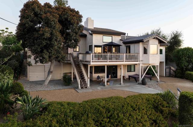 17924 Saint Andrews Dr, Poway CA: https://media.crmls.org/mediaz/55d60378-f4f6-4158-a2be-0cdbda9fbdac.jpg