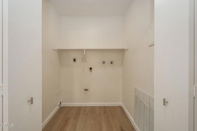 Image 17 of 62 For 409 Shoreview Drive