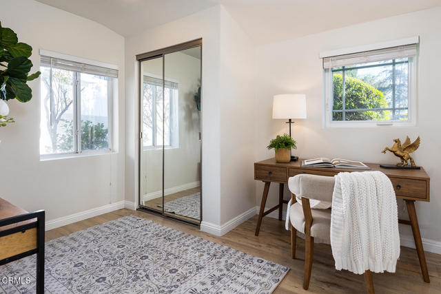 Detail Gallery Image 25 of 39 For 1247 Flanders Rd, La Canada Flintridge,  CA 91011 - 4 Beds | 3 Baths