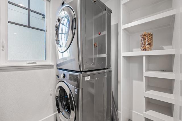 214 Ladybug Terrace, Fremont CA: https://media.crmls.org/mediaz/55d7bf0b-e39f-4b84-8627-c933bfaf9a0a.jpg