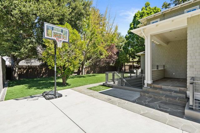 Image 83 of 92 For 1180 Lemon Avenue