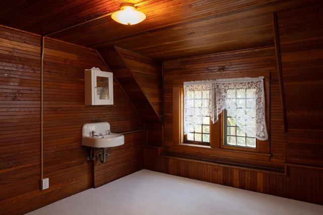 535 Highland Avenue, Santa Cruz CA: https://media.crmls.org/mediaz/55dba53c-f79d-4e28-a64c-c34ead3358d5.jpg