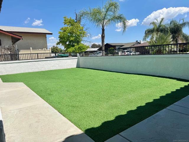 26872 Pinckney Way, Menifee CA: https://media.crmls.org/mediaz/55dd14f6-4647-44ce-b0ce-3f3cca0cc88b.jpg