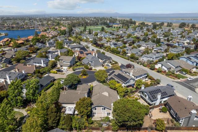 704 Prescott Lane, Foster City CA: https://media.crmls.org/mediaz/55e01e5e-2d7b-46ec-a125-29ae62d665b8.jpg