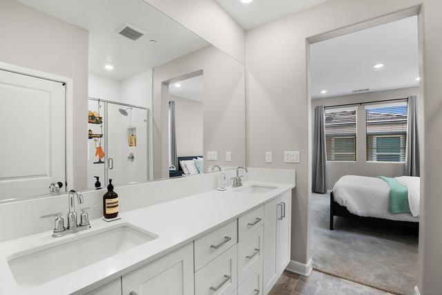 1221 Sunrise View, San Marcos CA: https://media.crmls.org/mediaz/55e2c0af-edb2-4cc4-9a76-5cba7bc82419.jpg