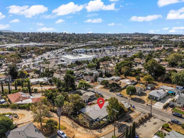 165 Plymouth Dr, Vista, California 92083, ,Multi-Family,For Sale,Plymouth Dr,250018943SD