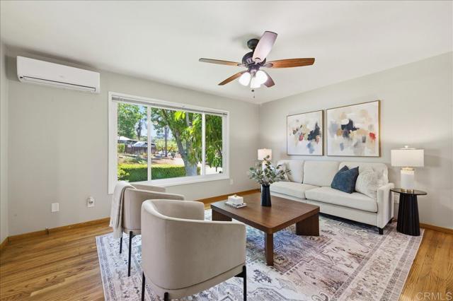 Detail Gallery Image 5 of 28 For 387 Girard Way, Vista,  CA 92084 - 3 Beds | 2 Baths