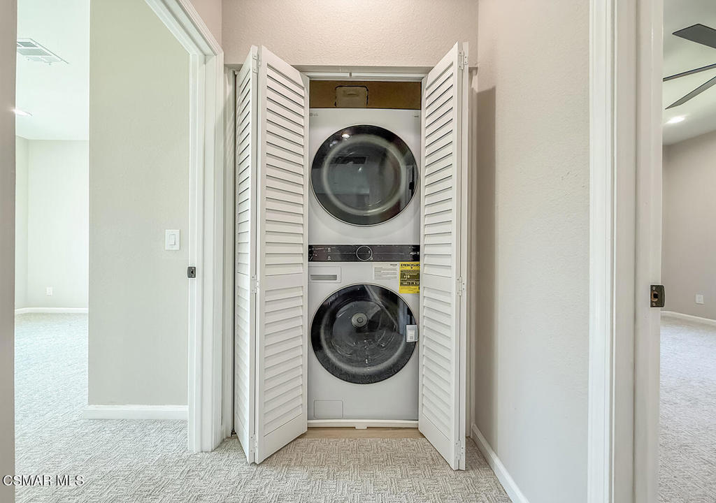 https://media.crmls.org/mediaz/55e4e504-ea1f-467a-8d7a-26ed5f550286.jpg?preset=X-Large