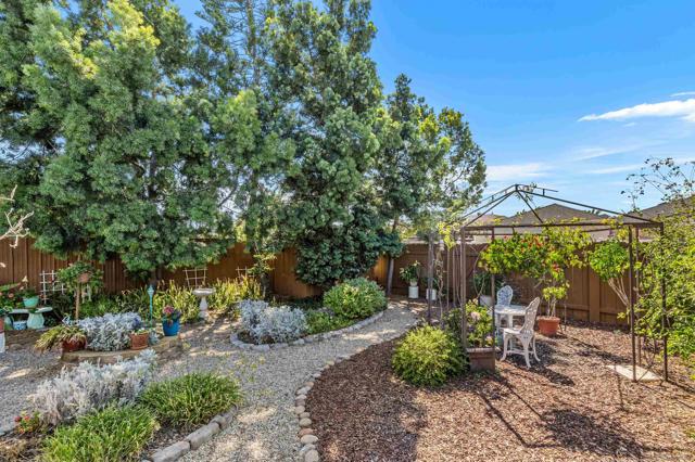 4730 Winona Ave, San Diego CA: https://media.crmls.org/mediaz/55e62cde-939d-4548-99df-09bfda1c8e1c.jpg
