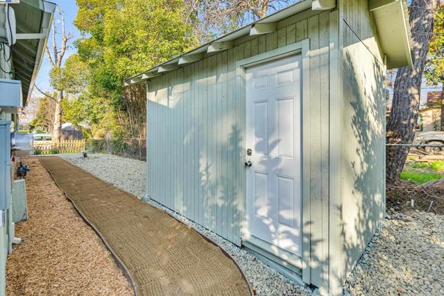 Image 8 of 60 For 207 D St Roseville