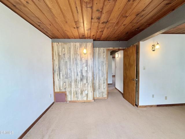 106 Los Angeles Avenue, Oxnard CA: https://media.crmls.org/mediaz/55e7c185-35aa-49e0-aafc-7caa98146811.jpg