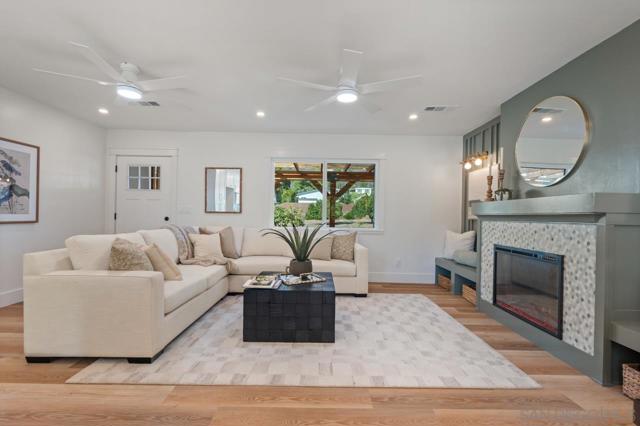 1155 Pepper Dr, El Cajon CA: https://media.crmls.org/mediaz/55e824e5-62e4-4f88-a38e-286a89ca92e6.jpg