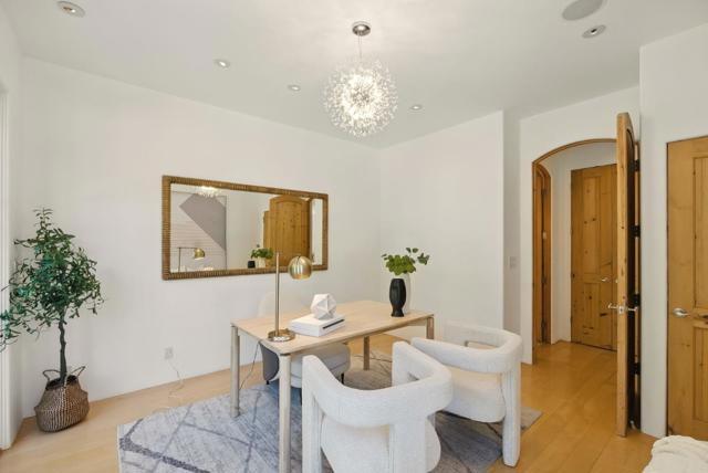 842 Boyce Avenue, Palo Alto CA: https://media.crmls.org/mediaz/55e8653e-b66f-4299-9862-a3f6d0217938.jpg