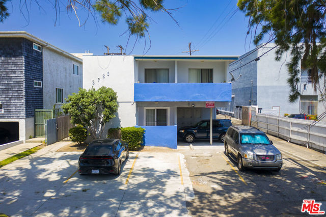 3766 S Canfield Ave, Los Angeles, CA 90034