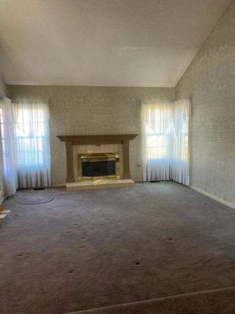 18125 Harbor Drive Drive, Victorville CA: https://media.crmls.org/mediaz/55e9c3f7-d86c-42c5-8ec9-6928ac04e81d.jpg