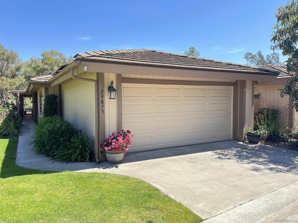 29873 Circle R Creek Ln