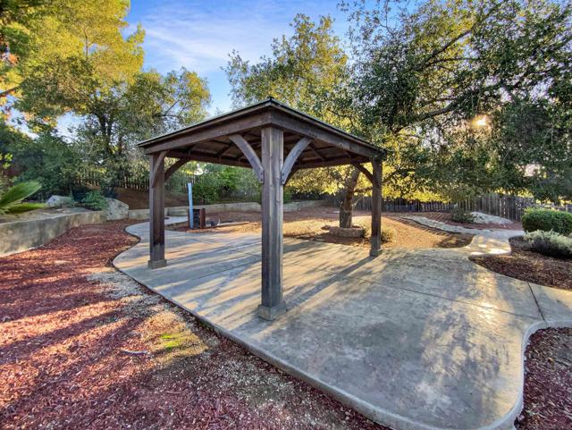 23459 Barona Mesa Rd, Ramona CA: https://media.crmls.org/mediaz/55eb42b1-9802-4a8b-a5e0-227c9220889b.jpg