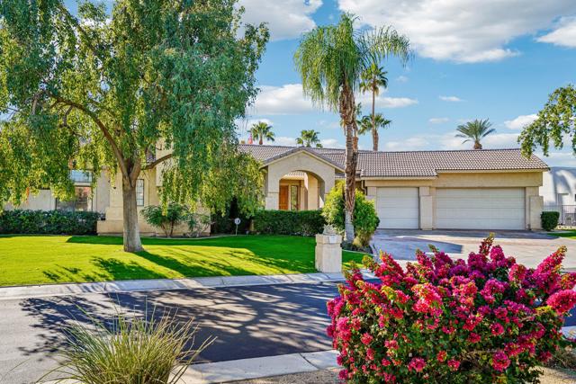 79371 Four Paths Lane, Bermuda Dunes CA: https://media.crmls.org/mediaz/55ec5f96-fd8e-48e0-8bb5-26cf723d4acf.jpg