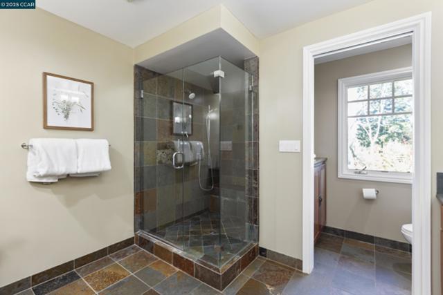 350 Pine Creek Rd, Walnut Creek CA: https://media.crmls.org/mediaz/55ec6129-8b4c-42d5-8d91-f67577f541c2.jpg