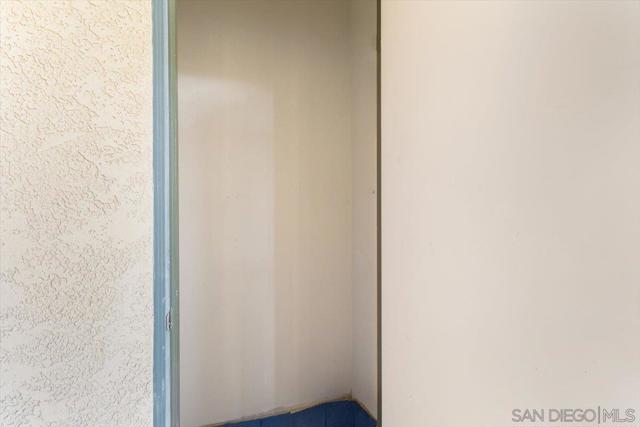 Image 21 of 46 For 3855 Elijah Ct  723