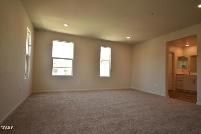 Detail Gallery Image 6 of 19 For 656 Martina St, Camarillo,  CA 93010 - 3 Beds | 2/1 Baths