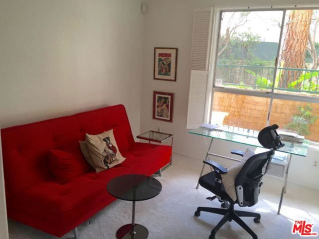 Image 3 for 10650 Holman Ave #111, Los Angeles, CA 90024