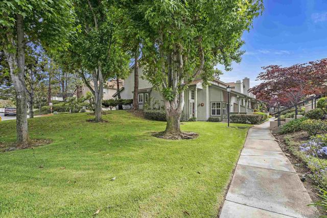 3003 Old Bridgeport, San Diego CA: https://media.crmls.org/mediaz/55eec8b7-e4f4-475f-88aa-61e0fb9886ae.jpg